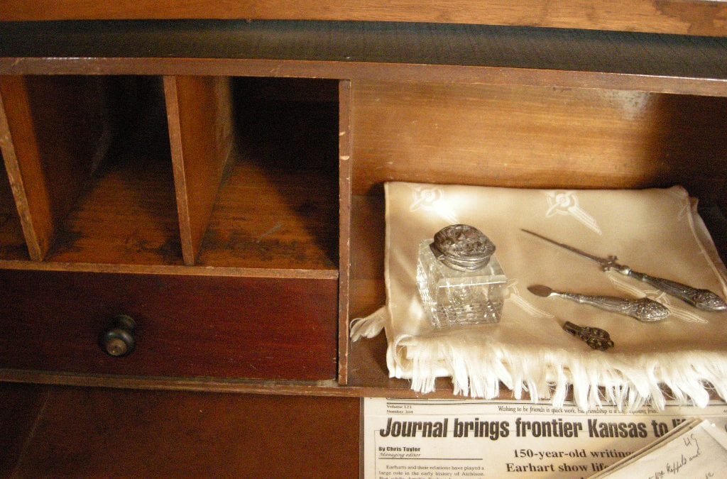 Amelia Earhart's desk
